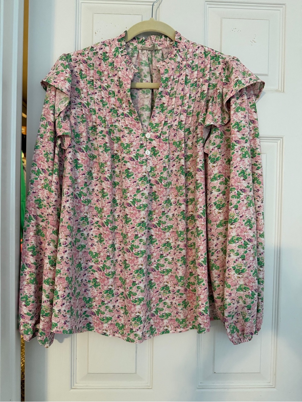 entro Pink and Green Floral Pintuck Ruffle Blouse